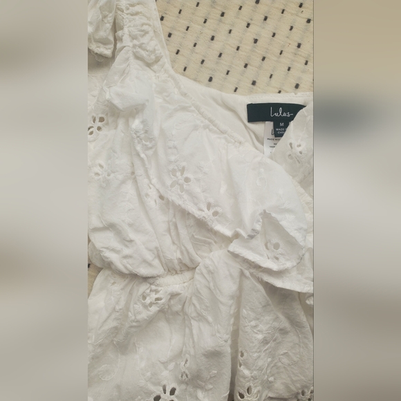 NWOT Lulu's Ivory Eyelet Top - Embroidered Peplum Top - Picture 4 of 4